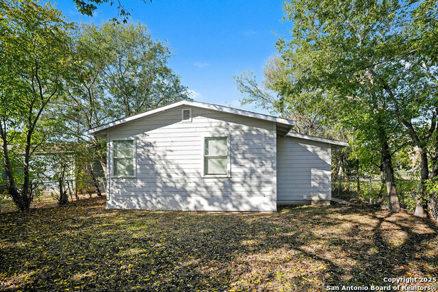 Image 26 of 27 For 446 Glendale Ave