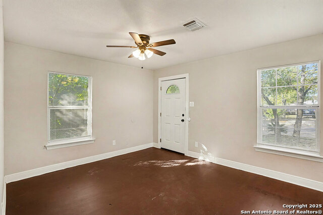 Image 5 of 27 For 446 Glendale Ave