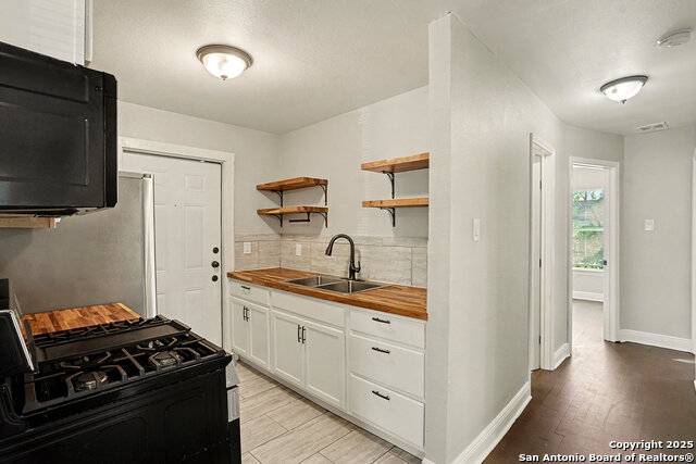 Image 9 of 27 For 446 Glendale Ave