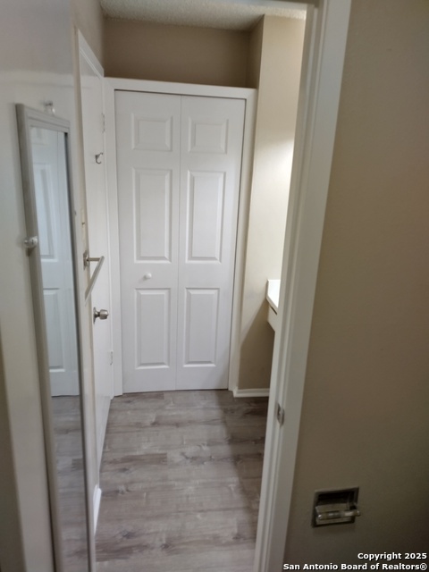 Image 18 of 25 For 10807 Green Brook