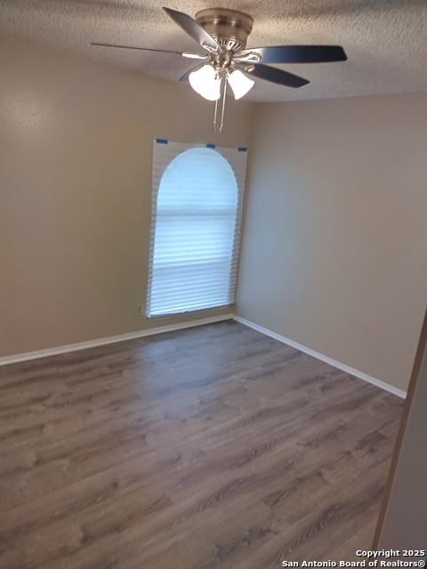 Image 22 of 25 For 10807 Green Brook