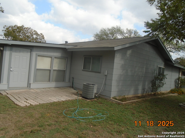 Image 5 of 25 For 10807 Green Brook