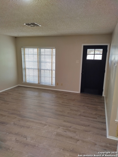 Image 6 of 25 For 10807 Green Brook