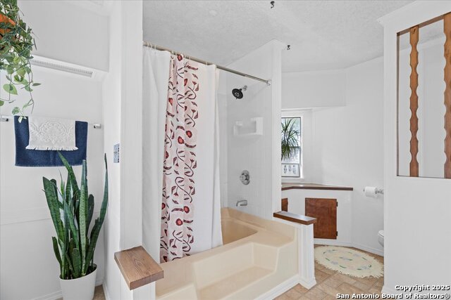 Image 15 of 23 For 1411 C Democrat Street