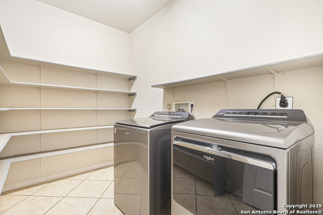 Image 12 of 31 For 16710 Basin Oak