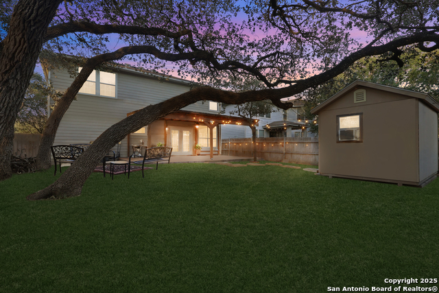 Image 30 of 31 For 16710 Basin Oak