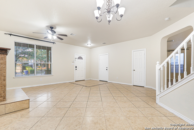 Image 9 of 31 For 16710 Basin Oak