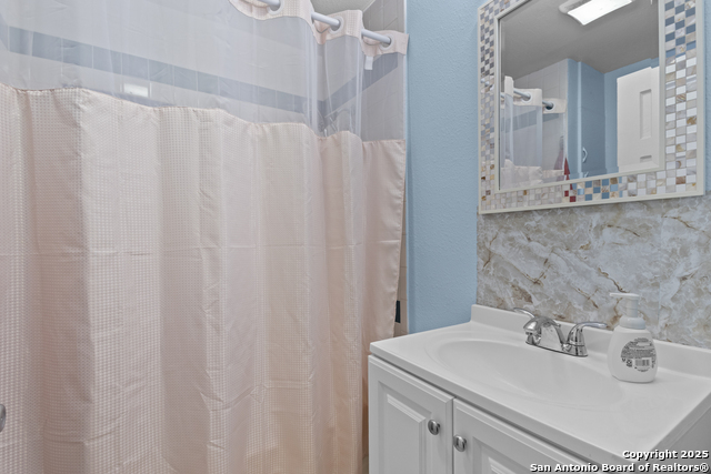 Image 21 of 28 For 4547 Ida Drive