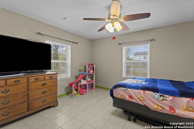 Image 22 of 28 For 4547 Ida Drive