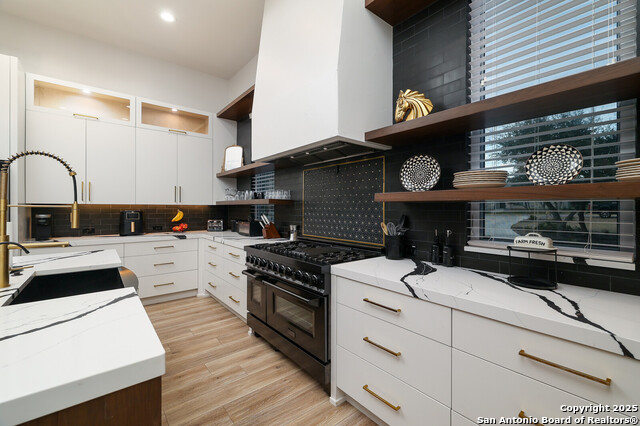 Image 11 of 50 For 931 Belle Oaks