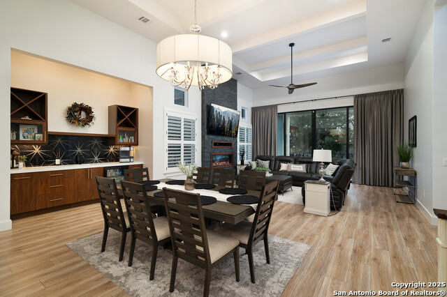 Image 15 of 50 For 931 Belle Oaks