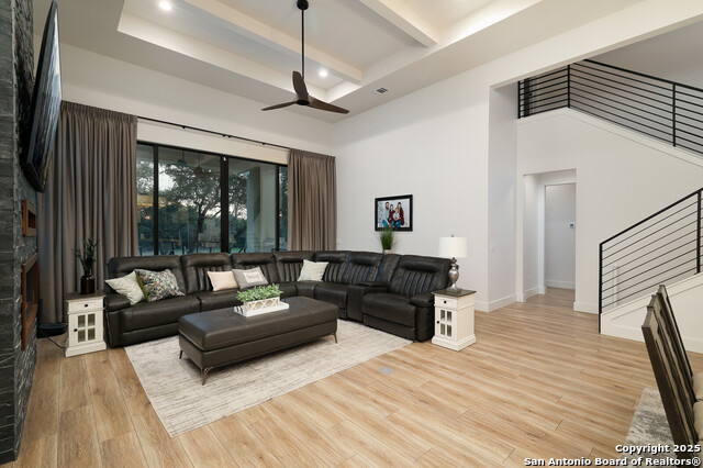 Image 18 of 50 For 931 Belle Oaks