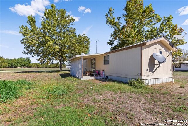 Image 15 of 15 For 1411 B Democrat Street