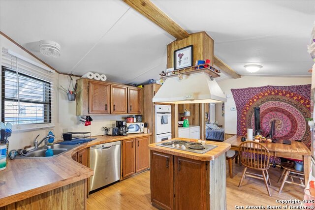 Image 5 of 15 For 1411 B Democrat Street