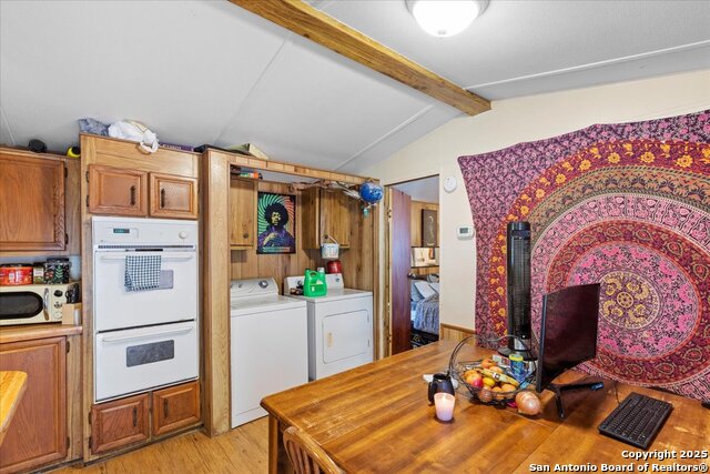 Image 6 of 15 For 1411 B Democrat Street