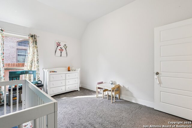 Listing photo id 35 for 9121 Pepperton Ln