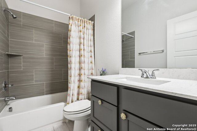 Listing photo id 39 for 9121 Pepperton Ln