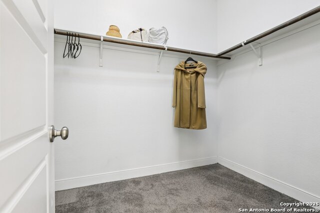 Listing photo id 51 for 9121 Pepperton Ln