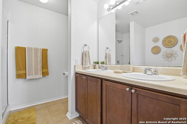 Image 17 of 24 For 8215 Radiant Star