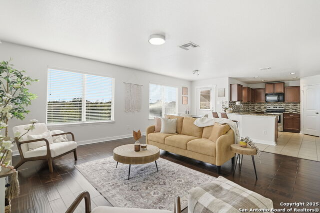 Image 7 of 24 For 8215 Radiant Star