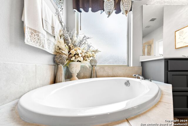 Image 24 of 50 For 14186 Shetland