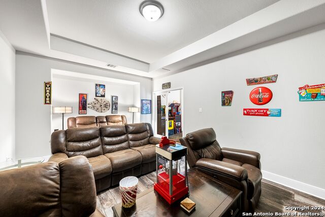 Image 33 of 50 For 14186 Shetland