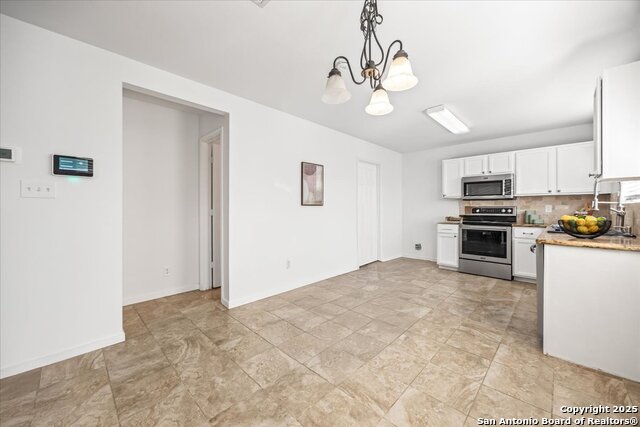 Image 12 of 54 For 1660 Mason King