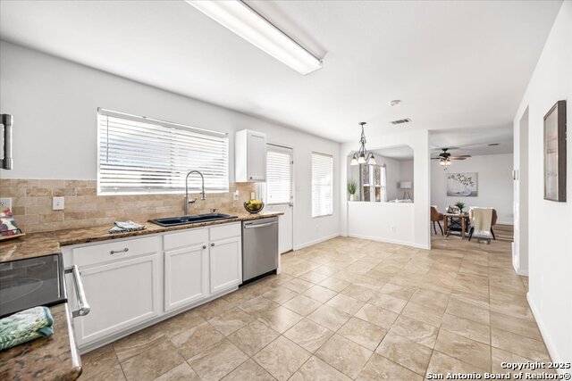 Image 14 of 54 For 1660 Mason King