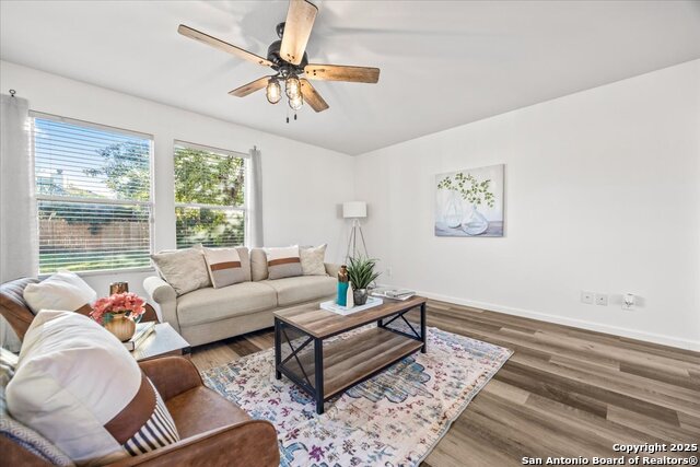 Image 17 of 54 For 1660 Mason King