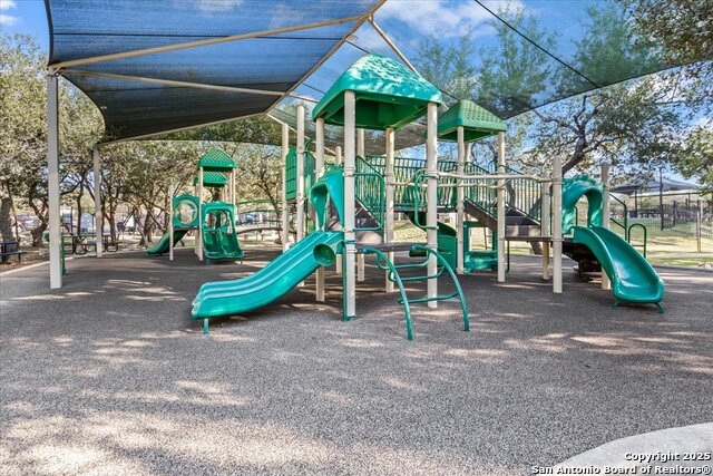 Image 47 of 54 For 1660 Mason King