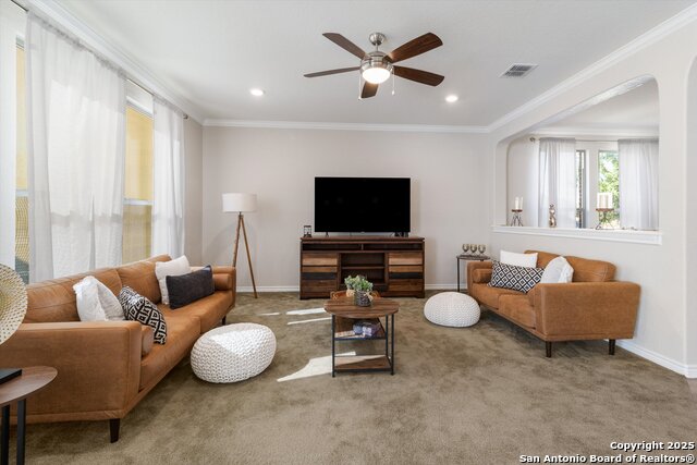 Listing photo id 9 for 11422 Turmoil Curve