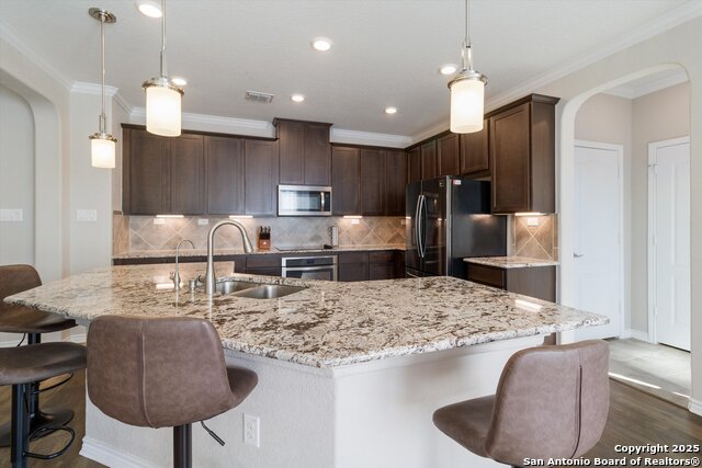 Listing photo id 13 for 11422 Turmoil Curve