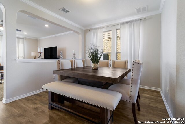 Listing photo id 6 for 11422 Turmoil Curve