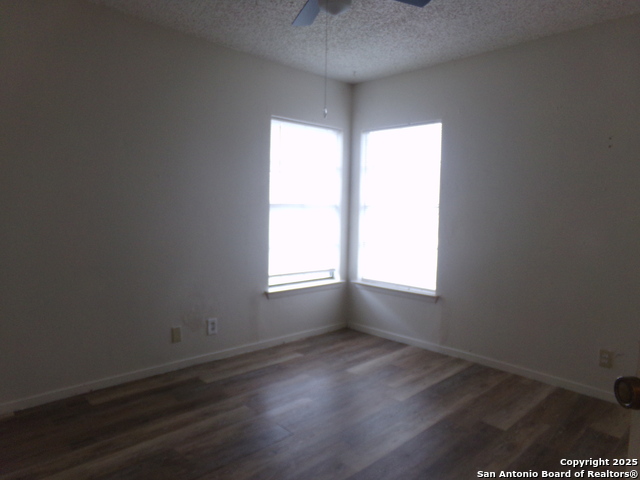 Image 8 of 12 For 1371 Bayou  