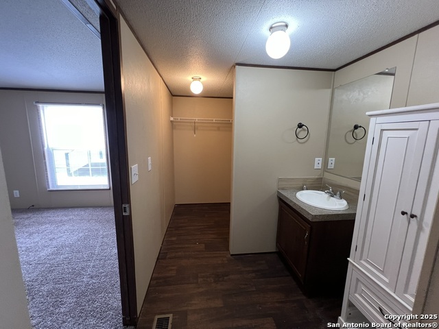 Image 12 of 23 For 1911 Wald Rd  14