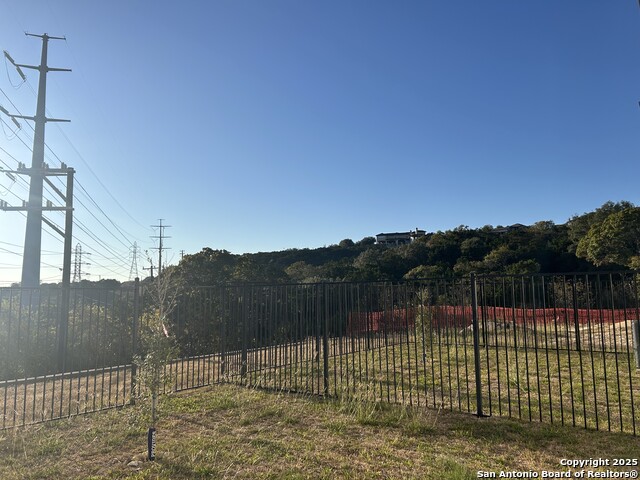 Image 19 of 20 For 115 Avenue Ventana