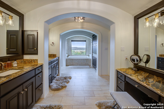 Image 18 of 37 For 334 Arthur  