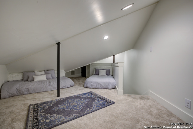 Image 22 of 37 For 334 Arthur  