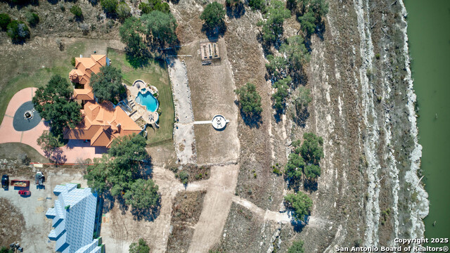 Image 31 of 37 For 334 Arthur  