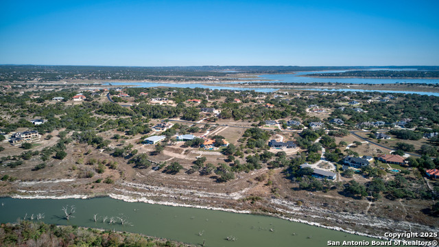 Image 32 of 37 For 334 Arthur  