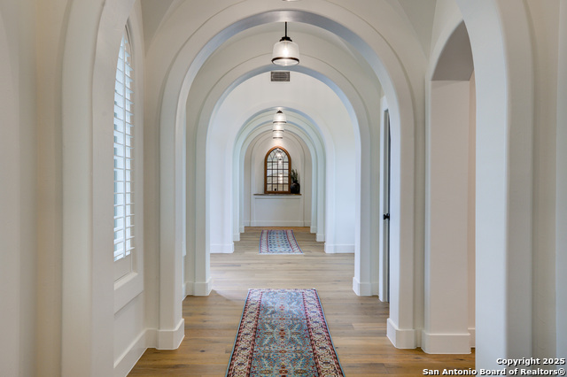 Image 7 of 37 For 334 Arthur  