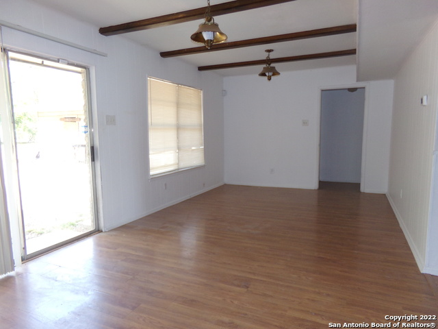 Image 18 of 29 For 5975 Babcock