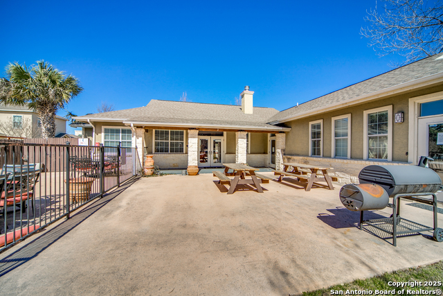 Image 9 of 21 For 1000 Diamond Dr 3003