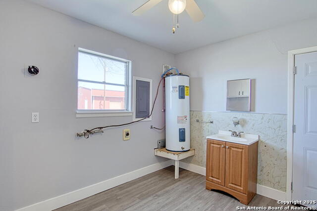 Image 16 of 47 For 12157 Fm 775