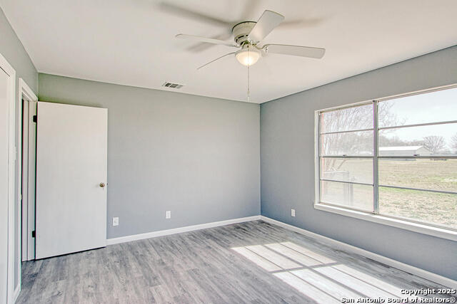 Image 21 of 47 For 12157 Fm 775