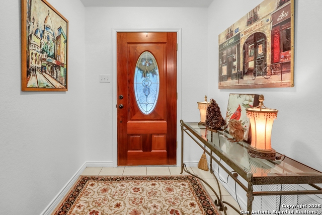 Listing photo id 2 for 124 Gardenridge