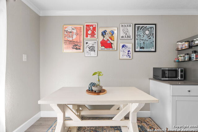 Image 21 of 31 For 810 Dakota  