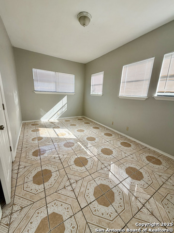 Image 12 of 12 For 644 Bailey Avenue