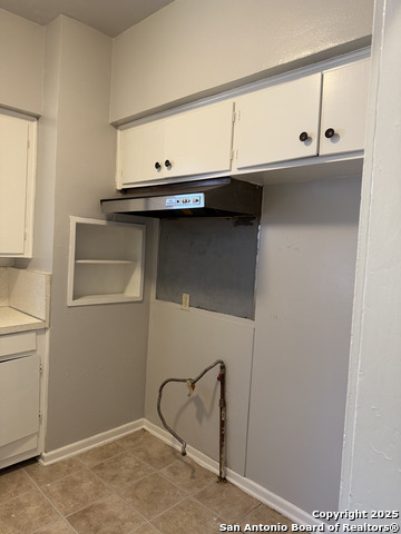 Image 4 of 12 For 644 Bailey Avenue