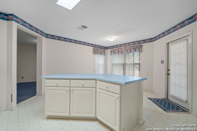 Image 13 of 28 For 6919 Congressional Blvd